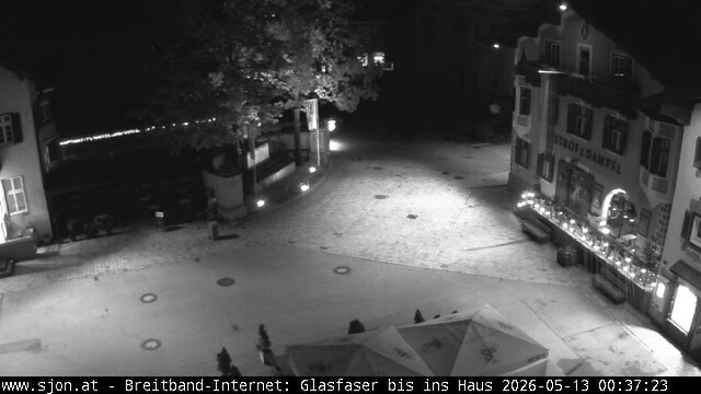 Archiv Foto Webcam Hauptplatz in St. Johann/Tirol