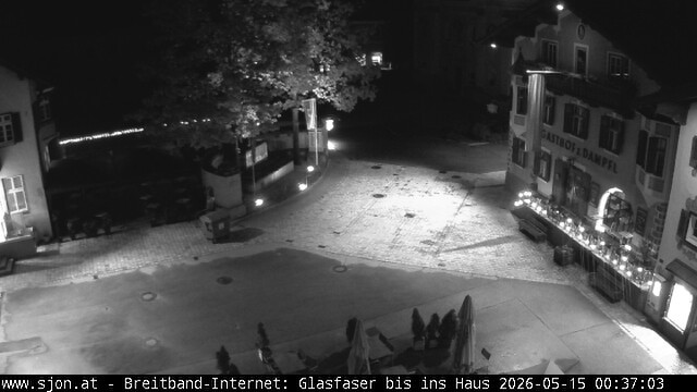 Archiv Foto Webcam Hauptplatz in St. Johann/Tirol