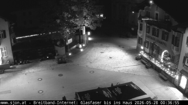 Archived image Webcam St. Johann in Tyrol - Main Place