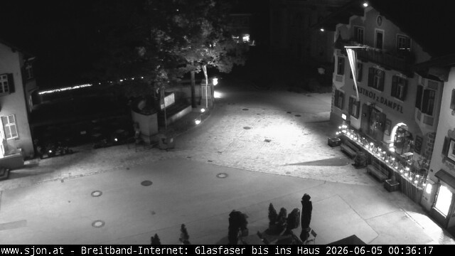 Archiv Foto Webcam Hauptplatz in St. Johann/Tirol