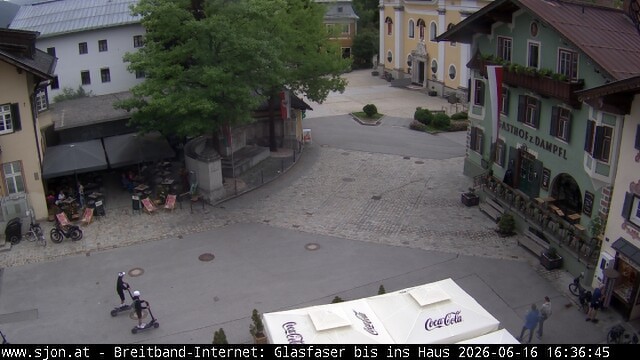 Archiv Foto Webcam Hauptplatz in St. Johann/Tirol