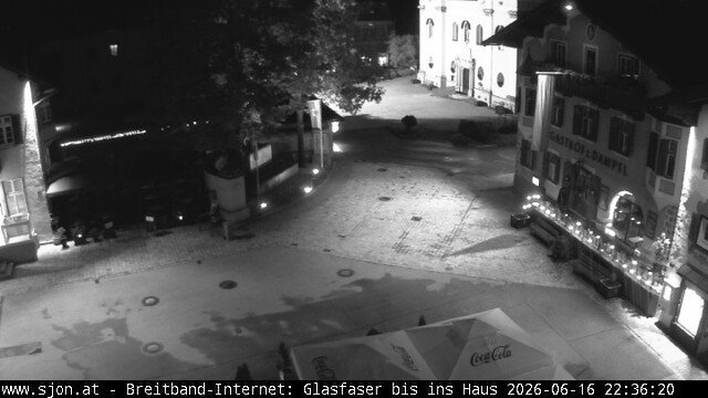 Archiv Foto Webcam Hauptplatz in St. Johann/Tirol