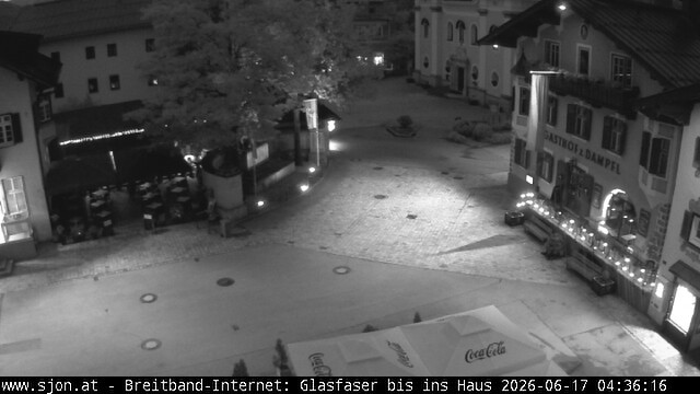Archived image Webcam St. Johann in Tyrol - Main Place