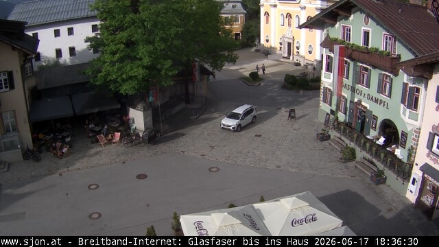 Archiv Foto Webcam Hauptplatz in St. Johann/Tirol