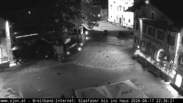 Archiv Foto Webcam Hauptplatz in St. Johann/Tirol