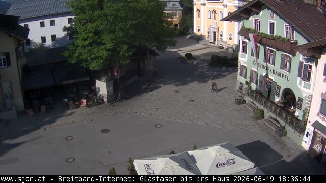 Archived image Webcam St. Johann in Tyrol - Main Place