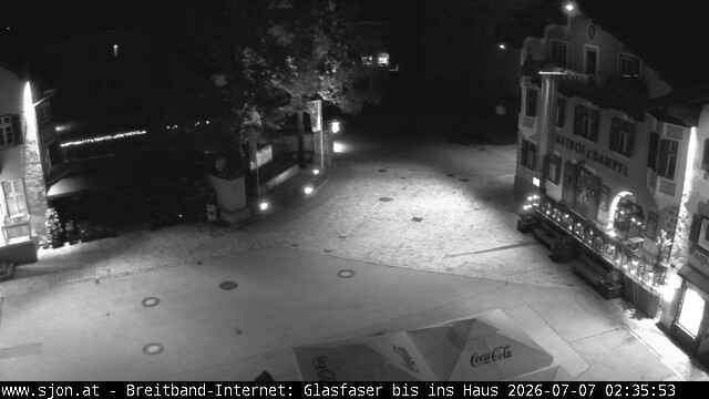 Archiv Foto Webcam Hauptplatz in St. Johann/Tirol