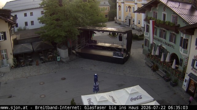 Archiv Foto Webcam Hauptplatz in St. Johann/Tirol