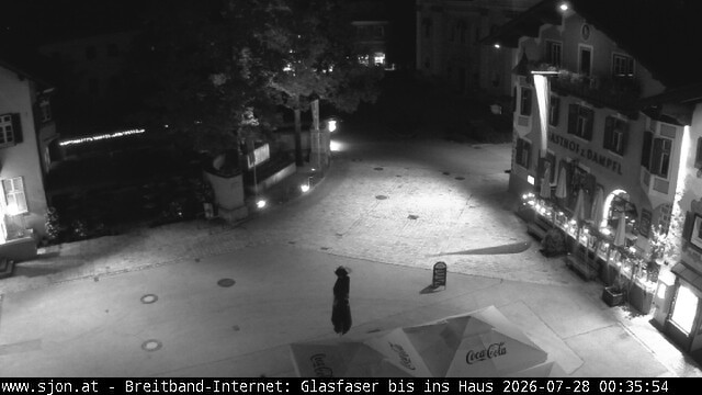 Archiv Foto Webcam Hauptplatz in St. Johann/Tirol