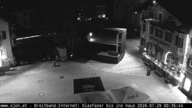 Archiv Foto Webcam Hauptplatz in St. Johann/Tirol