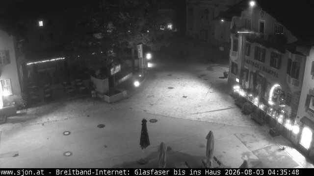 Archiv Foto Webcam Hauptplatz in St. Johann/Tirol