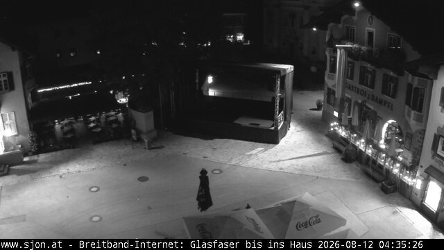 Archiv Foto Webcam Hauptplatz in St. Johann/Tirol