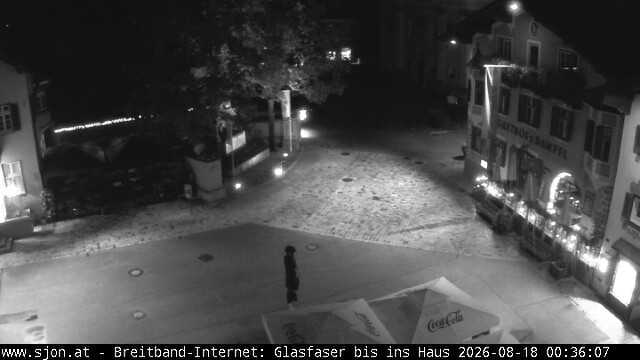 Archiv Foto Webcam Hauptplatz in St. Johann/Tirol