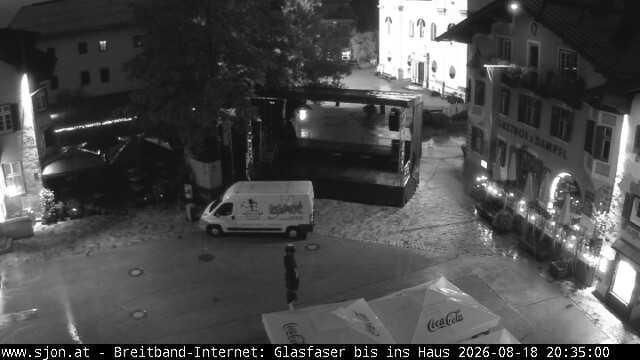 Archiv Foto Webcam Hauptplatz in St. Johann/Tirol