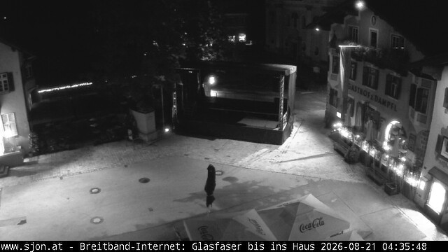Archiv Foto Webcam Hauptplatz in St. Johann/Tirol