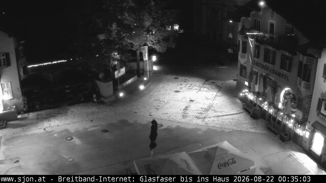 Archiv Foto Webcam Hauptplatz in St. Johann/Tirol