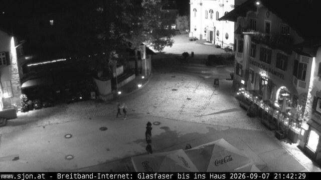 Archiv Foto Webcam Hauptplatz in St. Johann/Tirol