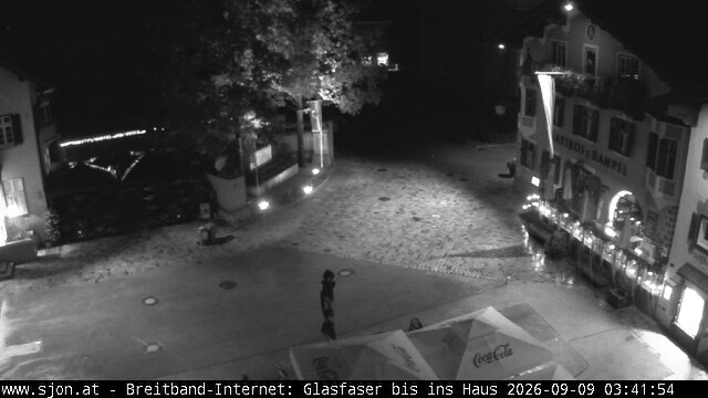 Archiv Foto Webcam Hauptplatz in St. Johann/Tirol