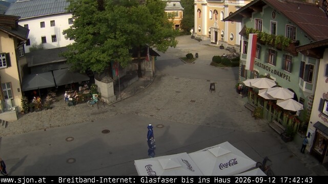 Archiv Foto Webcam Hauptplatz in St. Johann/Tirol