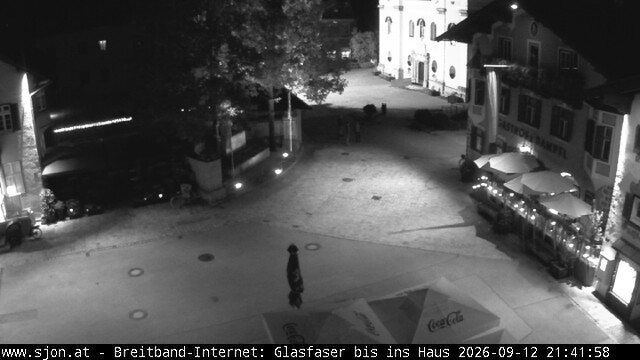 Archiv Foto Webcam Hauptplatz in St. Johann/Tirol