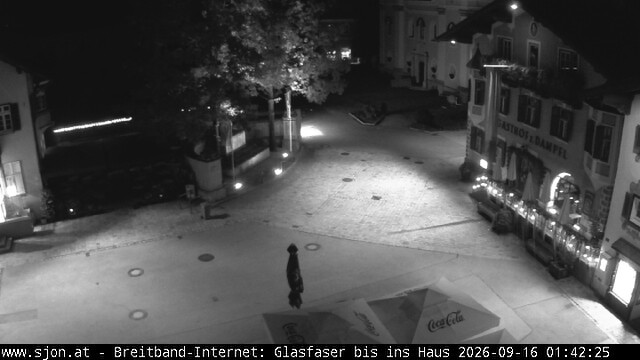 Archiv Foto Webcam Hauptplatz in St. Johann/Tirol