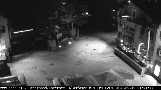Archiv Foto Webcam Hauptplatz in St. Johann/Tirol