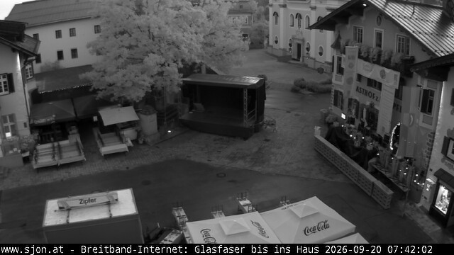 Archiv Foto Webcam Hauptplatz in St. Johann/Tirol