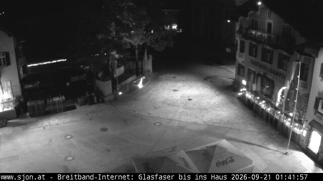 Archiv Foto Webcam Hauptplatz in St. Johann/Tirol