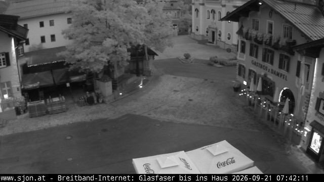 Archiv Foto Webcam Hauptplatz in St. Johann/Tirol