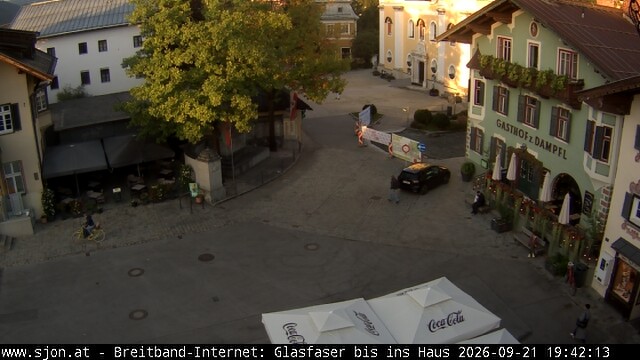Archiv Foto Webcam Hauptplatz in St. Johann/Tirol