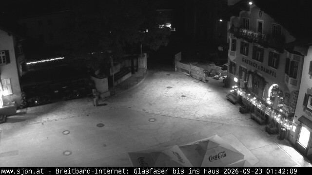 Archiv Foto Webcam Hauptplatz in St. Johann/Tirol