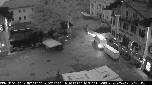 Archiv Foto Webcam Hauptplatz in St. Johann/Tirol