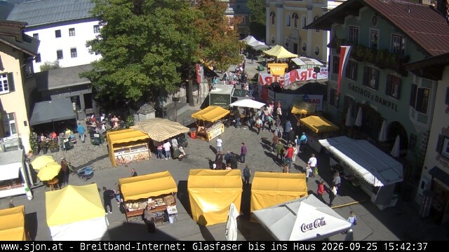 Archiv Foto Webcam Hauptplatz in St. Johann/Tirol