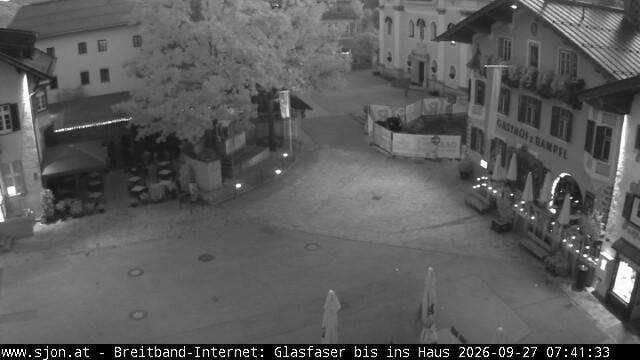 Archiv Foto Webcam Hauptplatz in St. Johann/Tirol