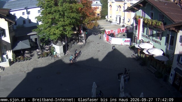 Archiv Foto Webcam Hauptplatz in St. Johann/Tirol