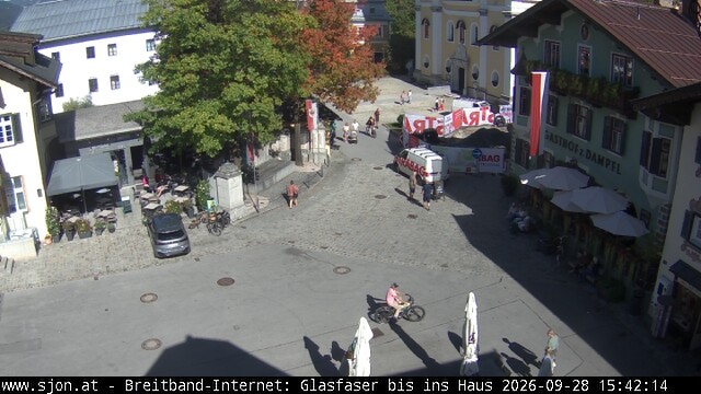 Archiv Foto Webcam Hauptplatz in St. Johann/Tirol