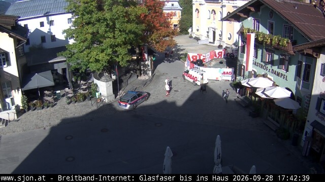 Archiv Foto Webcam Hauptplatz in St. Johann/Tirol