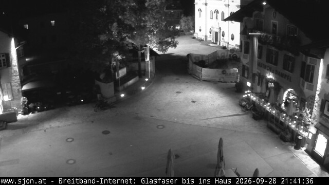 Archiv Foto Webcam Hauptplatz in St. Johann/Tirol