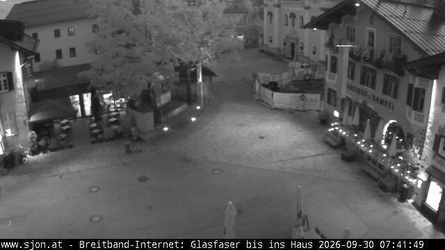 Archiv Foto Webcam Hauptplatz in St. Johann/Tirol
