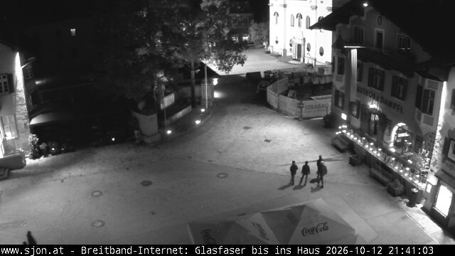 Archiv Foto Webcam Hauptplatz in St. Johann/Tirol