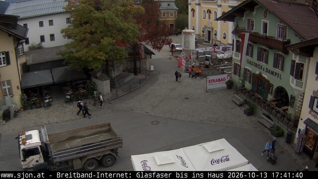 Archived image Webcam St. Johann in Tyrol - Main Place