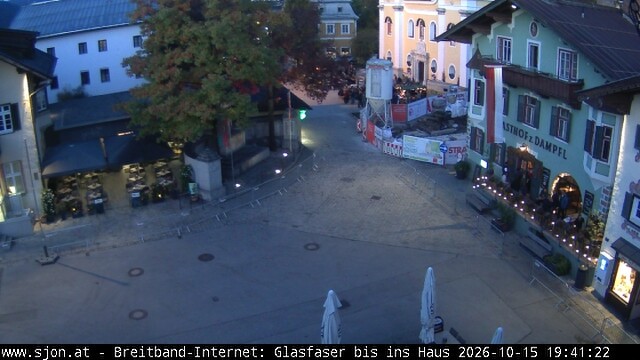 Archiv Foto Webcam Hauptplatz in St. Johann/Tirol
