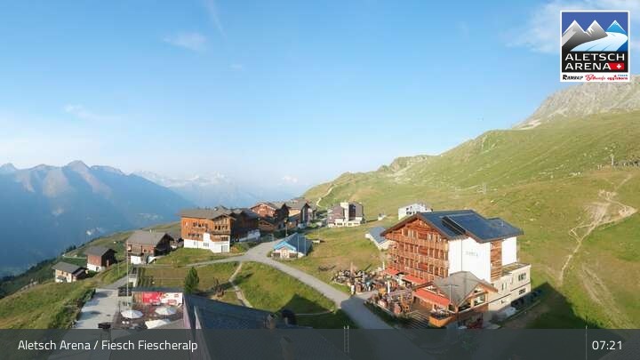 Archiv Foto Webcam Aletsch Arena: Blick auf die Fiescheralp