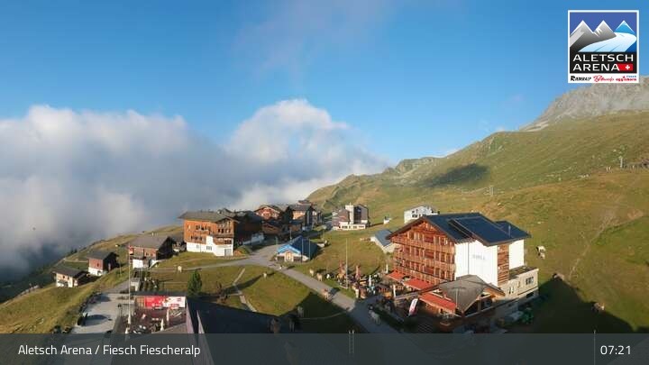 Archiv Foto Webcam Aletsch Arena: Blick auf die Fiescheralp