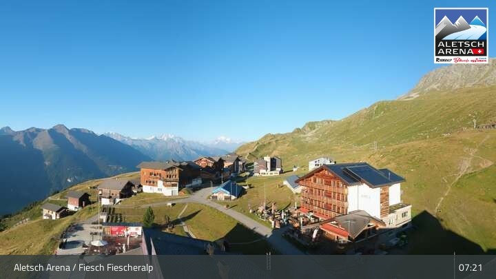Archiv Foto Webcam Aletsch Arena: Blick auf die Fiescheralp