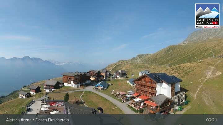Archiv Foto Webcam Aletsch Arena: Blick auf die Fiescheralp