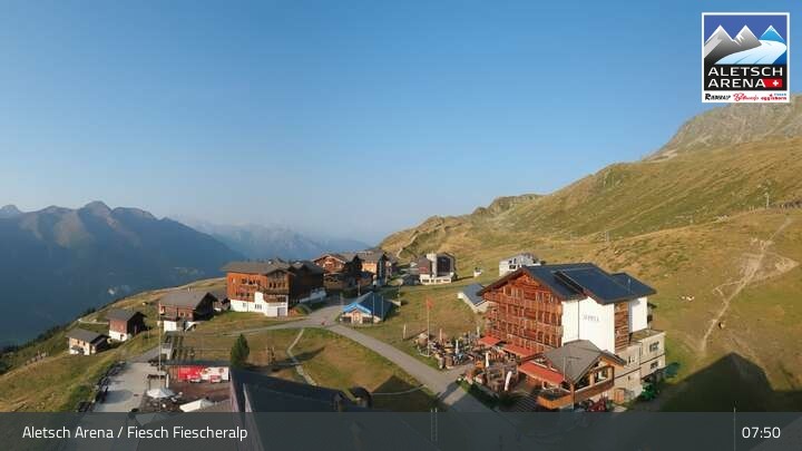 Archiv Foto Webcam Aletsch Arena: Blick auf die Fiescheralp