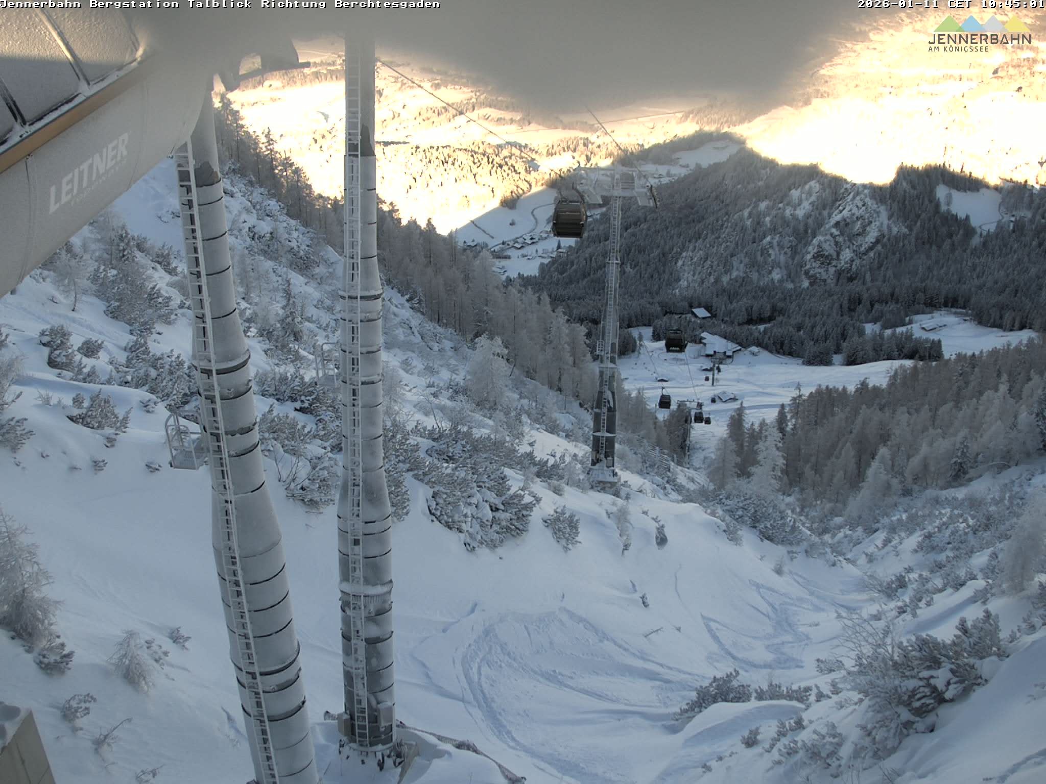 Archiv Foto Webcam Jenner - Blick ins Tal Gondelstation