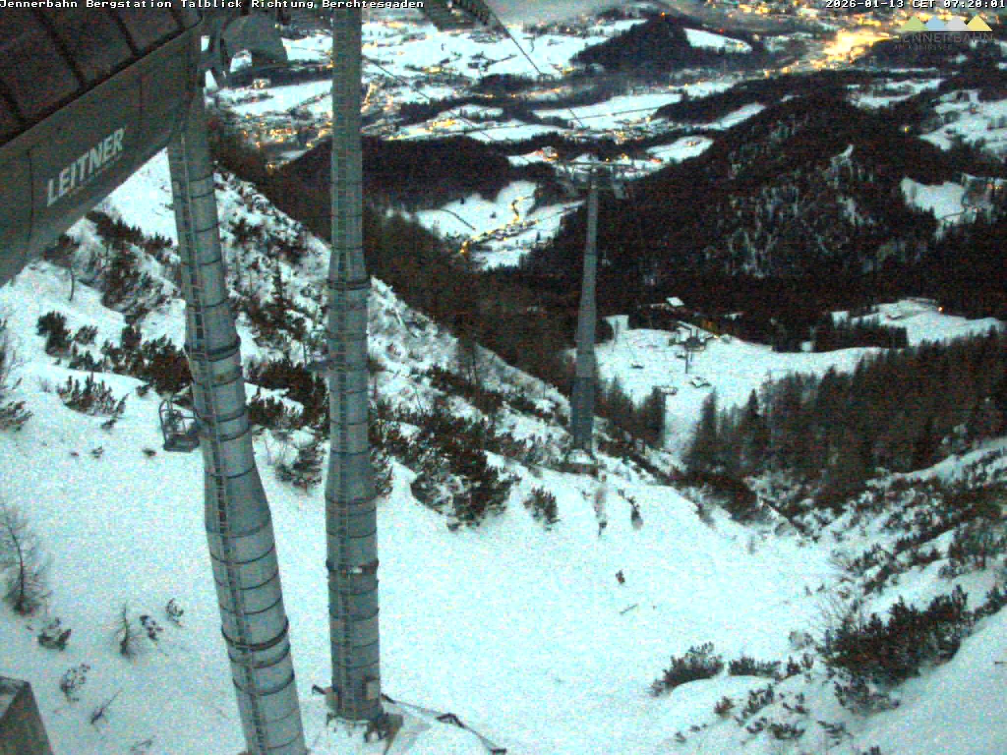 Archiv Foto Webcam Jenner - Blick ins Tal Gondelstation