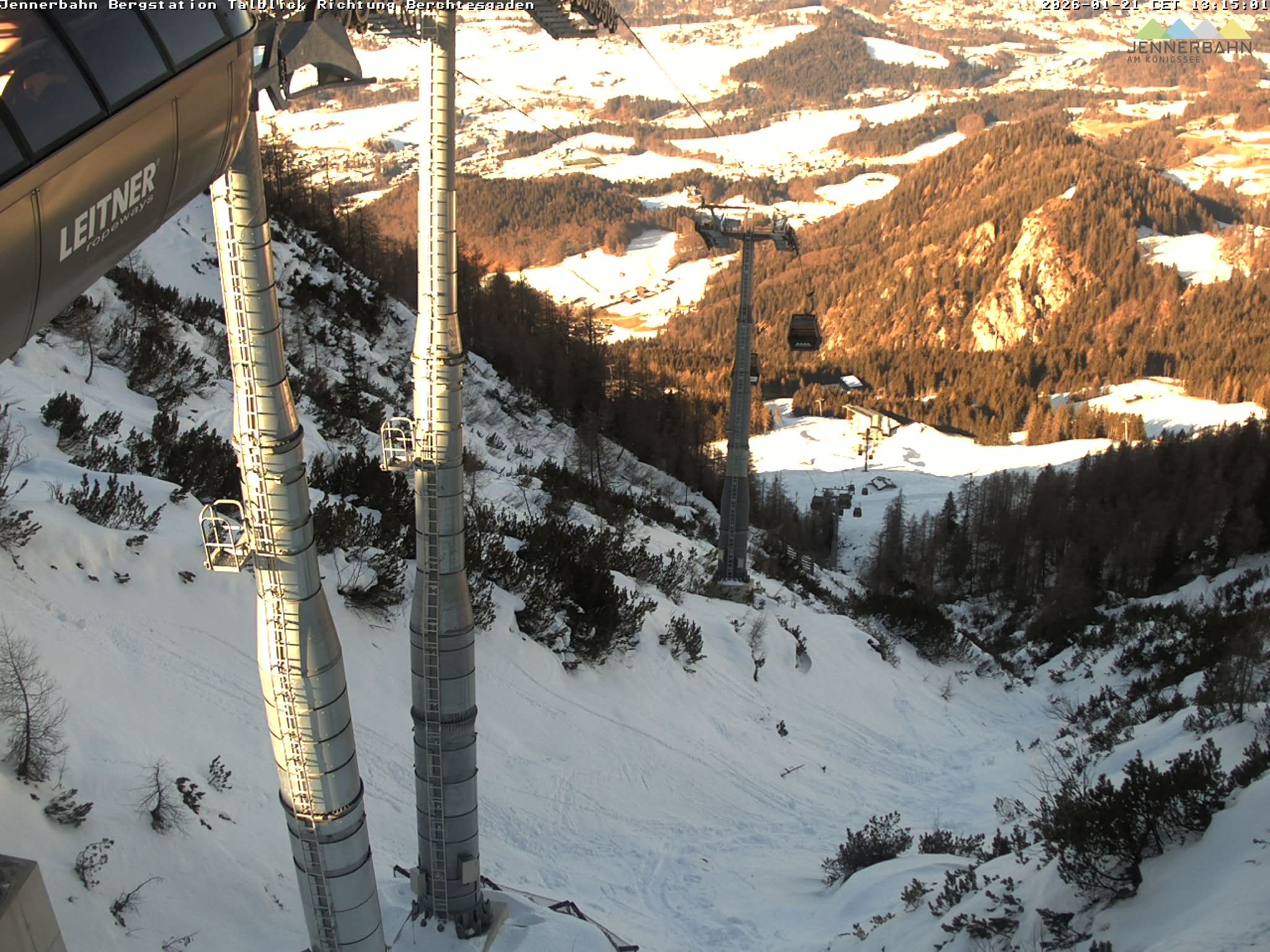 Archived image Webcam Jenner mountain - Valley View Cable Car